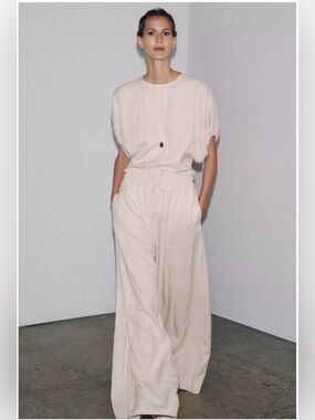 NWT Zara Cream Wide Leg Pants